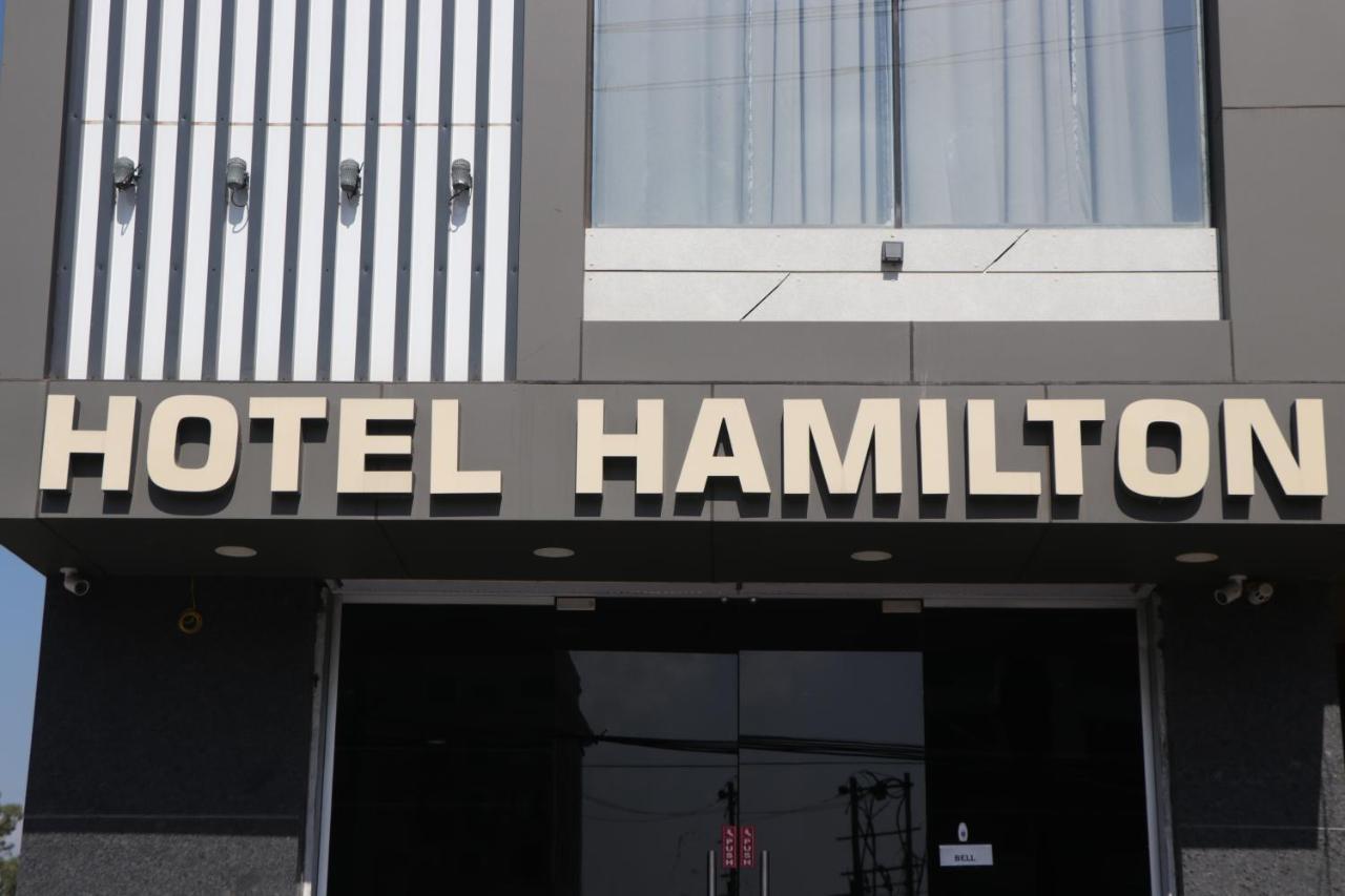 Hotel Hamilton Zirakpur Exterior photo